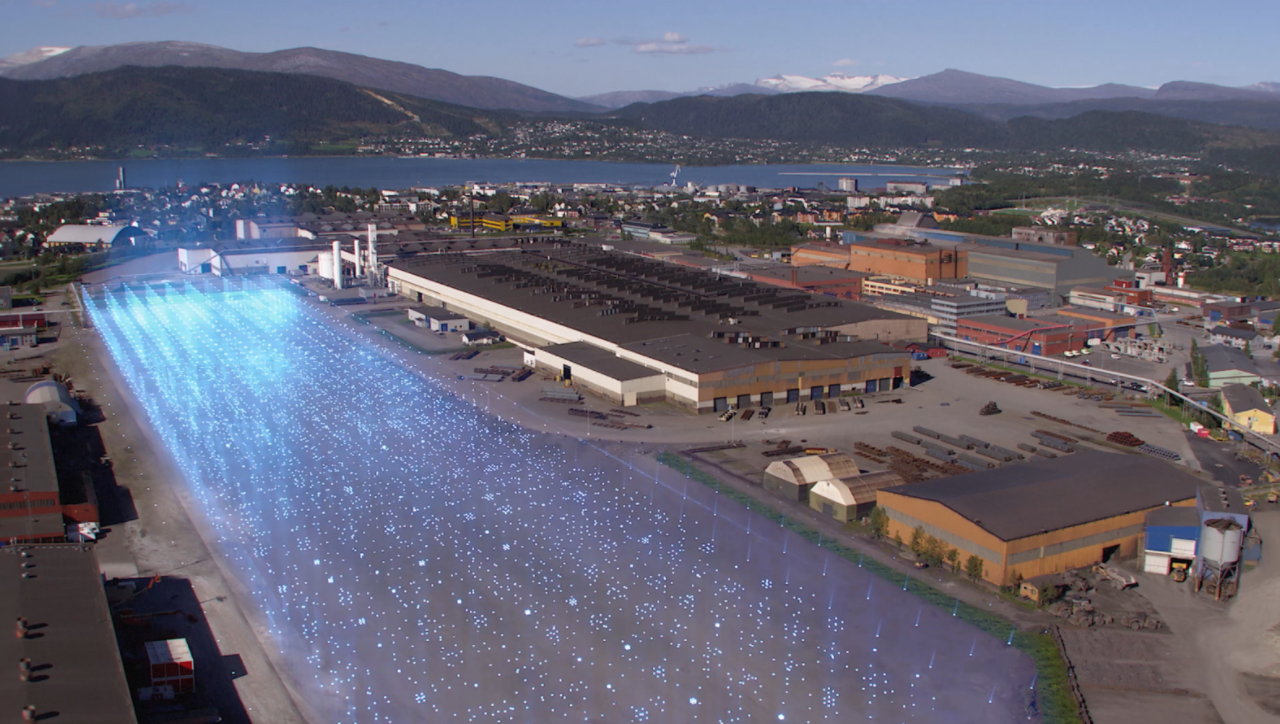Illustrasjon av FREYRs planlagte batterifabrikk i Mo i Rana, som representerer Norges satsing på grønn industri og bærekraftig batteriproduksjon.
