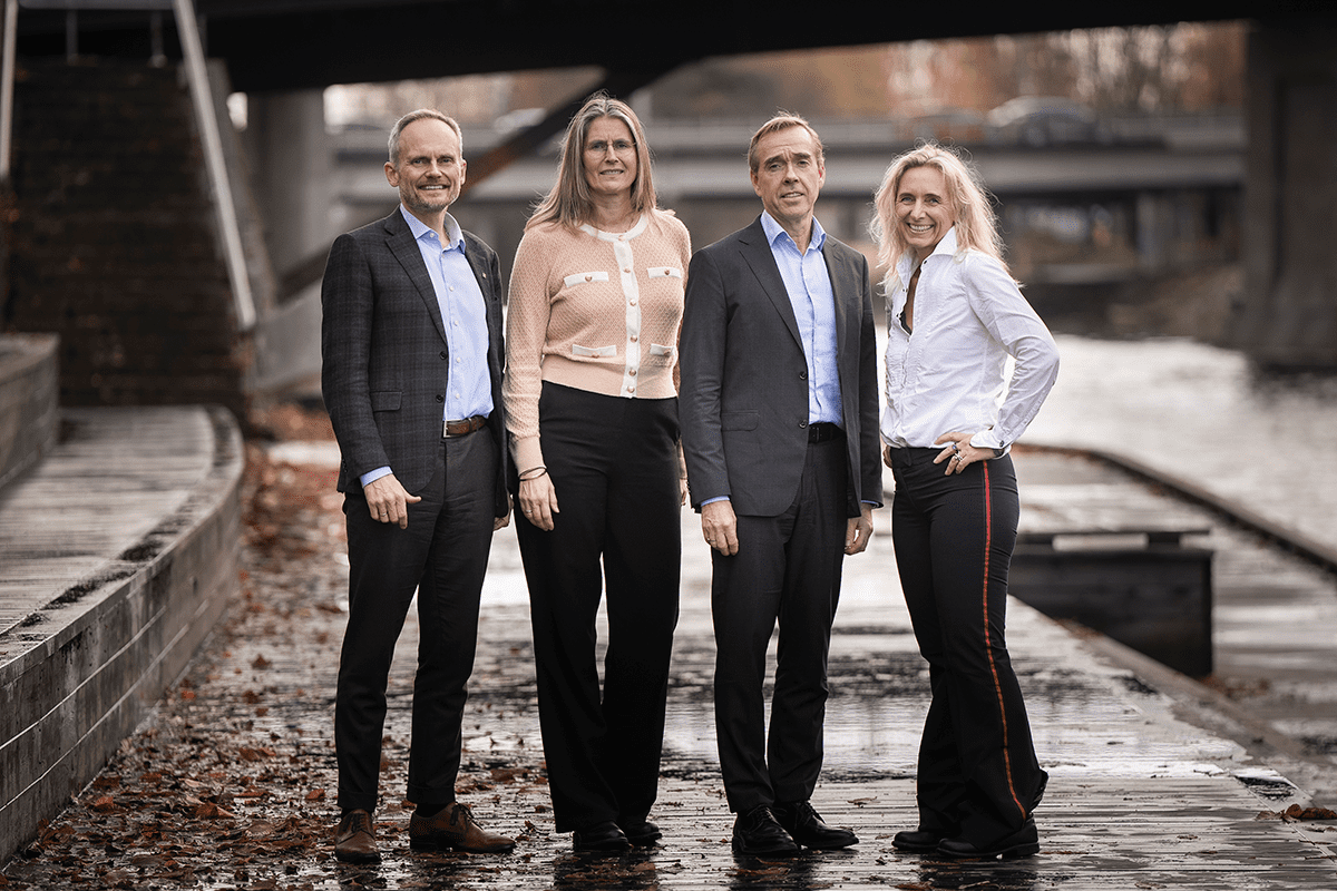 Fra venstre, Egil Hogna, konsernsjef i Norconsult, Kristin Bakke Romsaas, COO i Metier, Halvard S. Kilde, adm.dir. i Metier, og Kathrine Duun Moen, konserndirektør Technogarden i Norconsult.